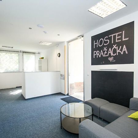 Hostel Prazacka Prag Eksteriør billede